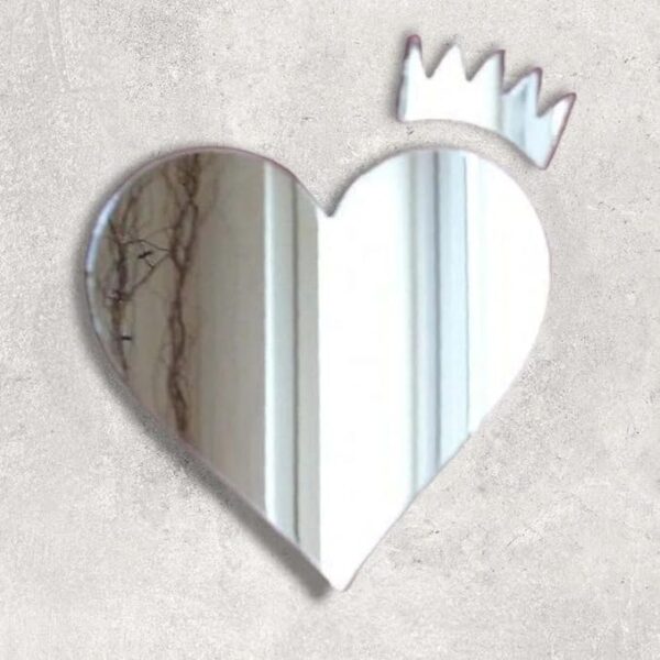 Heart-Shaped  Mirror Wall Art with Crown - Best For Bedroom
