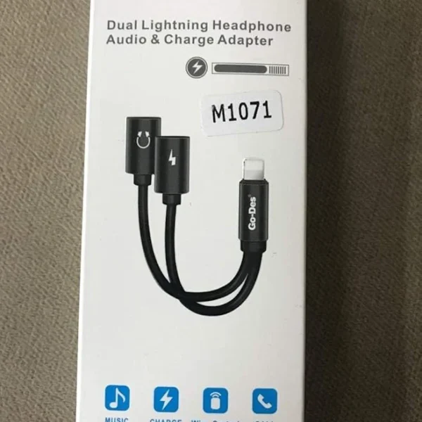 2-in-1 Adapter - Dual USB Type-C and Lightning Adapter for Smartphones and Table