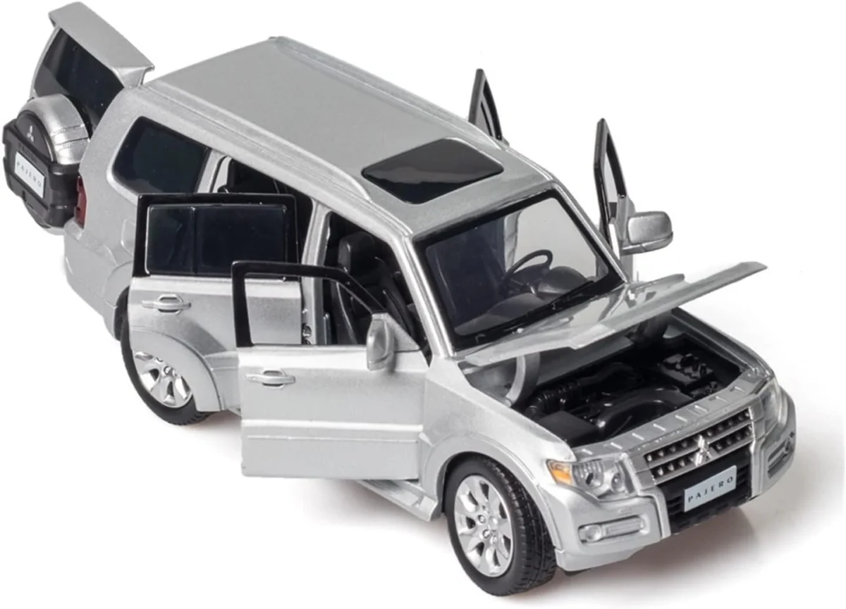 1/32 Mitsubishi Pajero V97 Die‑Cast SUV Model – Silver Alloy Off‑Road Toy Car wi - Image 3